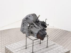 Gebrauchte Getriebe Renault Scénic II (JM) 1.5 dCi 100 Preis € 300,00 Margenregelung angeboten von Automaterialen Ronald Morien B.V.
