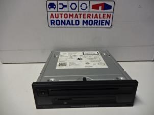 Used Multi-media control unit Volkswagen Golf Price € 295,00 Margin scheme offered by Automaterialen Ronald Morien B.V.