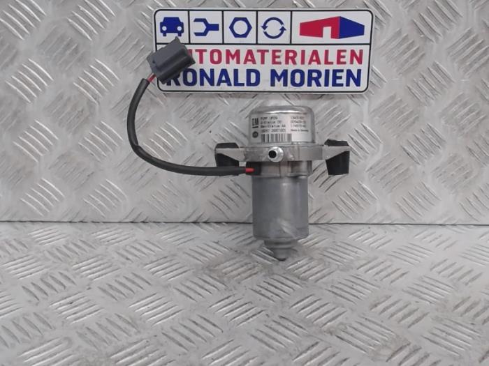 Brake servo vacuum pump from a Opel Corsa 2016