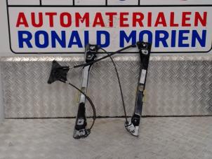 Usagé Mécanique vitre 4portes avant droite Skoda Rapid 1.4 TDI 12V Prix € 30,00 Règlement à la marge proposé par Automaterialen Ronald Morien B.V.