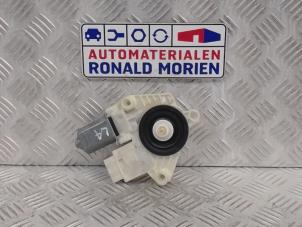 Used Door window motor Skoda Rapid 1.4 TDI 12V Price € 50,00 Margin scheme offered by Automaterialen Ronald Morien B.V.