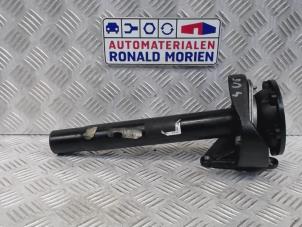 Used Front drive shaft, right Volkswagen Touran Price € 108,90 Inclusive VAT offered by Automaterialen Ronald Morien B.V.