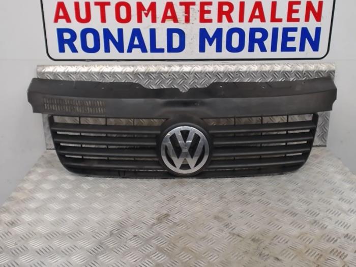 Grille from a Volkswagen Transporter 2005