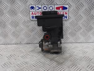 Used Power steering pump BMW 3-Serie Price € 75,00 Margin scheme offered by Automaterialen Ronald Morien B.V.