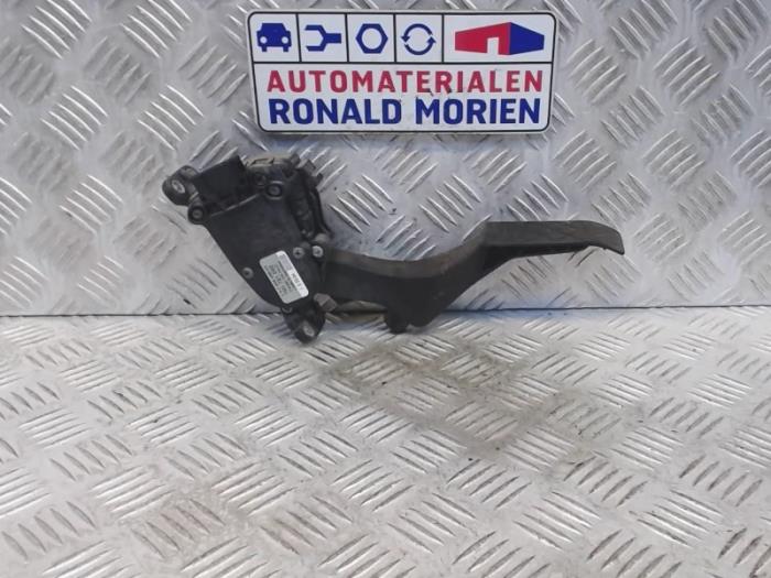 Begagnade Gaspedalsensor Volkswagen Transporter/Caravelle T5 1.9 TDi Pris € 9,95 Marginaltabell erbjuds av Automaterialen Ronald Morien B.V.