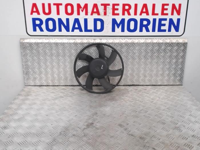 Używane Wentylator Opel Insignia Sports Tourer 2.0 CDTI 16V 160 Ecotec Cena € 35,00 Procedura marży oferowane przez Automaterialen Ronald Morien B.V.