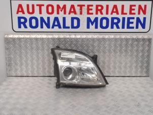 Used Headlight, right Opel Signum (F48) 3.2 V6 24V Price € 95,00 Margin scheme offered by Automaterialen Ronald Morien B.V.