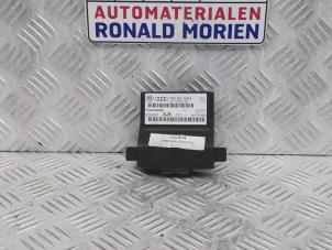 Używane Modul gateway Volkswagen Caddy Combi III (2KB,2KJ) 1.6 TDI 16V Cena € 37,20 Procedura marży oferowane przez Automaterialen Ronald Morien B.V.