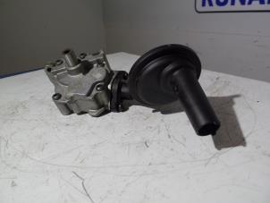 Used Oil pump Audi Q7 Price € 90,75 Inclusive VAT offered by Automaterialen Ronald Morien B.V.