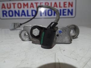 Used Camshaft sensor Volkswagen Crafter Price € 40,00 Margin scheme offered by Automaterialen Ronald Morien B.V.
