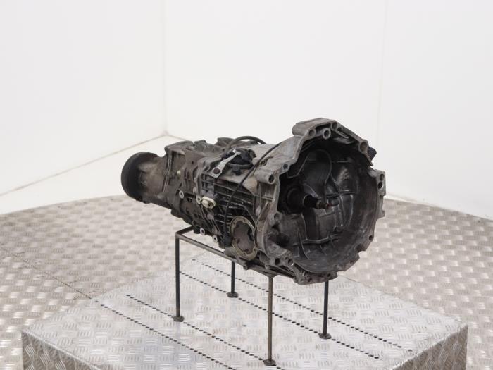Usagé Boîte de vitesse Audi A4 Avant Quattro (B5) 2.8 V6 30V Prix € 350,00 Règlement à la marge proposé par Automaterialen Ronald Morien B.V.
