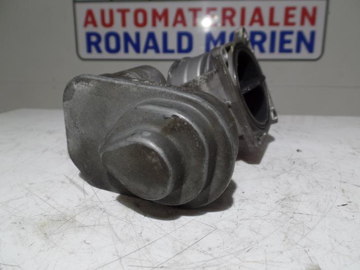 Gebrauchte Drosselklappengehäuse Volkswagen Touareg (7LA/7L6) 5.0 TDI V10 Preis € 69,00 Margenregelung angeboten von Automaterialen Ronald Morien B.V.