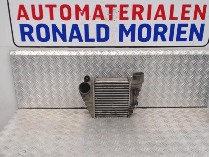 Usagé Intercooler Volkswagen Golf IV (1J1) 1.9 TDI Prix € 65,00 Règlement à la marge proposé par Automaterialen Ronald Morien B.V.