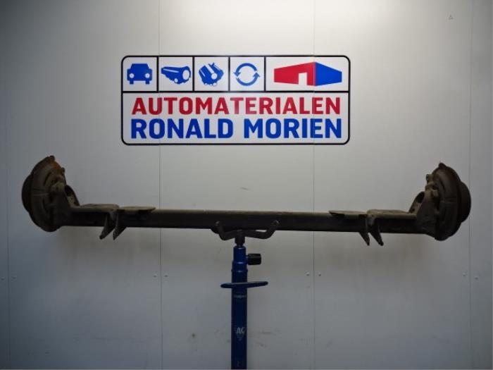 Gebrauchte Hinterachse Vorderradantrieb Renault Master III (FV) 2.3 dCi 110 16V FWD Preis € 145,00 Margenregelung angeboten von Automaterialen Ronald Morien B.V.