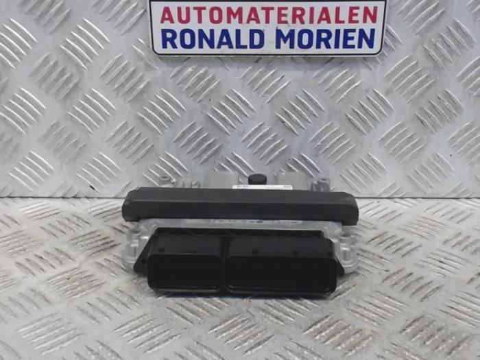 Used Engine management computer Audi A5 (8T3) 2.0 TDI 16V Price € 195,00 Margin scheme offered by Automaterialen Ronald Morien B.V.