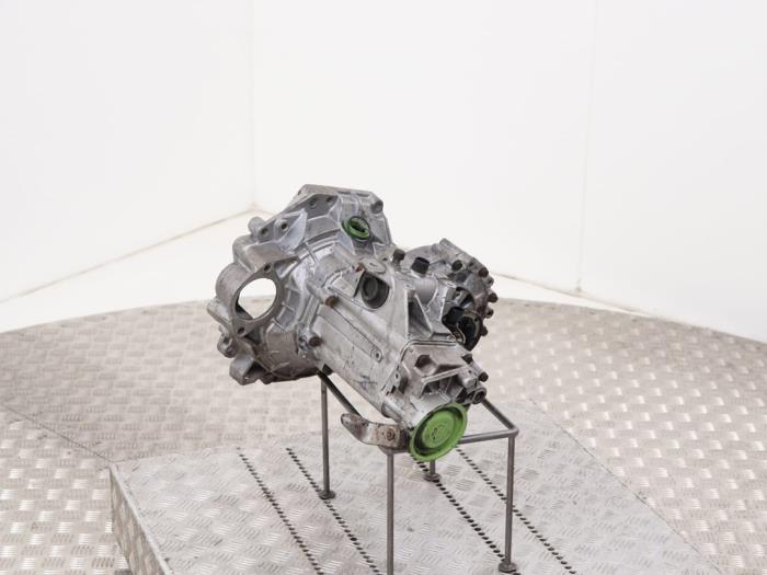 Gebrauchte Getriebe Volkswagen Bora (1J2) 1.6 Preis € 300,00 Margenregelung angeboten von Automaterialen Ronald Morien B.V.