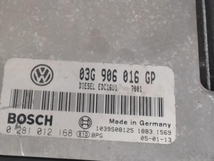 Ordenador de gestión de motor de un Volkswagen Caddy III (2KA,2KH,2CA,2CH) 2.0 SDI 2005