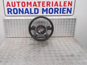 Używane Kierownica Audi A8 (D3) 4.0 TDI V8 32V Quattro Cena € 145,00 Procedura marży oferowane przez Automaterialen Ronald Morien B.V.