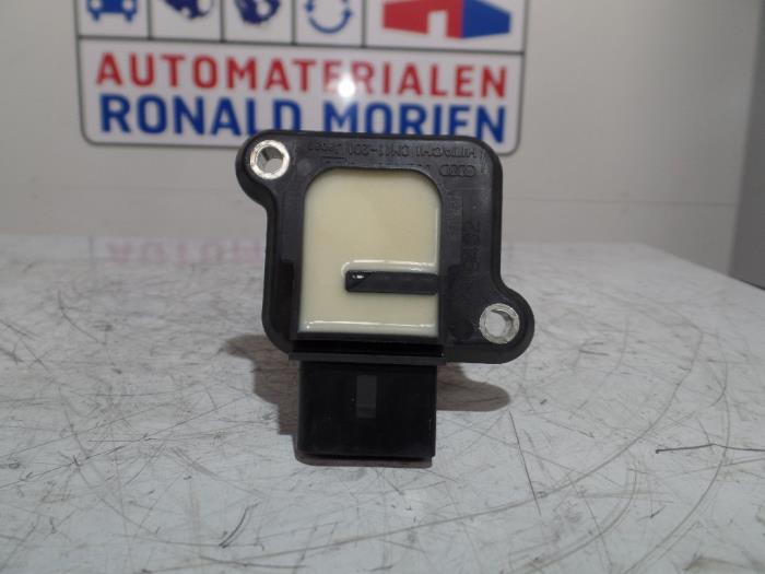 Usados Bobina Audi A3 Quattro (8L1) 1.8 20V Turbo Precio € 30,00 Norma de margen ofrecido por Automaterialen Ronald Morien B.V.