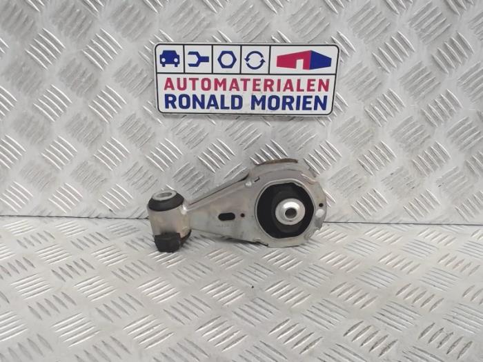 Used Engine mount Renault Megane III Berline (BZ) 1.5 dCi 110 Price € 20,00 Margin scheme offered by Automaterialen Ronald Morien B.V.