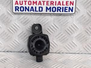 Usagé Sirène alarme Renault Megane III Berline (BZ) 1.5 dCi 110 Prix € 15,00 Règlement à la marge proposé par Automaterialen Ronald Morien B.V.