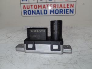 Used Glow plug relay Volvo V40 (MV) 2.0 D2 16V Price € 50,00 Margin scheme offered by Automaterialen Ronald Morien B.V.