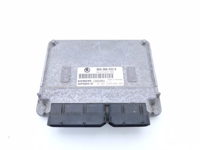 Used Engine management computer Skoda Octavia Combi (1U5) 1.6 Price € 59,00 Margin scheme offered by Automaterialen Ronald Morien B.V.