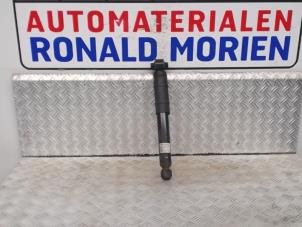 Usados Amortiguador derecha detrás Opel Meriva Precio € 30,00 Norma de margen ofrecido por Automaterialen Ronald Morien B.V.