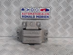 Used Gearbox mount Seat Leon (1P1) 1.6 TDI 16V 105 Price € 19,00 Margin scheme offered by Automaterialen Ronald Morien B.V.