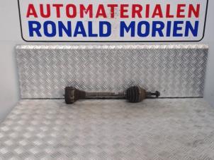 Used Front drive shaft, left Seat Leon (1P1) 1.6 TDI 16V 105 Price € 45,00 Margin scheme offered by Automaterialen Ronald Morien B.V.