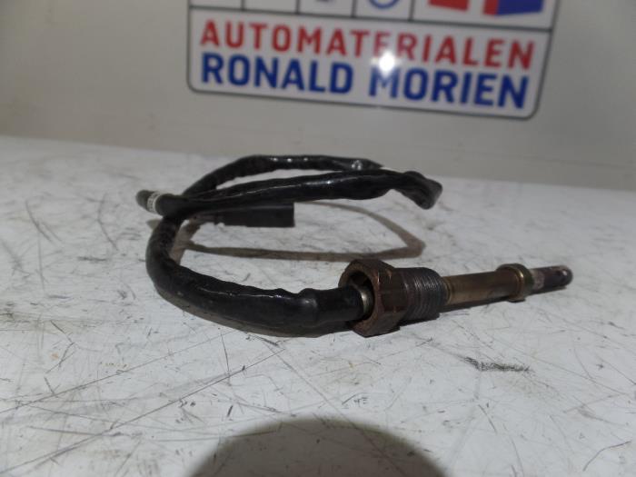 Używane Czujnik temperatury spalin Volkswagen Transporter/Caravelle T5 2.0 TDI DRF Cena € 35,00 Procedura marży oferowane przez Automaterialen Ronald Morien B.V.