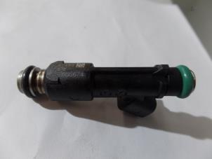 Used Injector (petrol injection) Opel Karl 1.0 12V Price € 65,00 Margin scheme offered by Automaterialen Ronald Morien B.V.