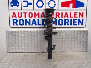 Used Front shock absorber rod, right Landrover Range Rover Evoque (LVJ/LVS) 2.2 eD4 16V Price € 95,00 Margin scheme offered by Automaterialen Ronald Morien B.V.