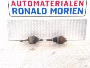 Usagé Arbre de transmission avant gauche Volkswagen Transporter T5 2.5 TDi Prix € 49,00 Règlement à la marge proposé par Automaterialen Ronald Morien B.V.