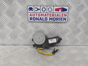 Used Door window motor Kia Sorento I (JC) 2.5 CRDi 16V Price € 49,00 Margin scheme offered by Automaterialen Ronald Morien B.V.