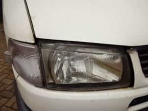 Used Headlight, right Volkswagen Transporter/Caravelle T4 2.5 TDI Price € 35,00 Margin scheme offered by Automaterialen Ronald Morien B.V.