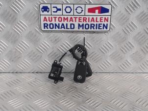 Used Immobiliser module Opel Karl Price € 59,00 Margin scheme offered by Automaterialen Ronald Morien B.V.