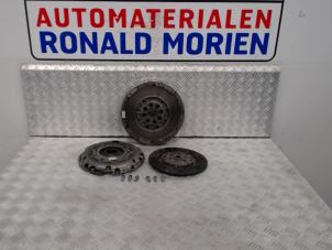 Usagé Kit embrayage (complet) Opel Insignia Prix € 395,00 Règlement à la marge proposé par Automaterialen Ronald Morien B.V.