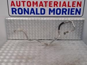 Używane Przewód klimatyzacji Renault Trafic New (FL) 2.0 dCi 16V 115 Cena € 35,00 Procedura marży oferowane przez Automaterialen Ronald Morien B.V.