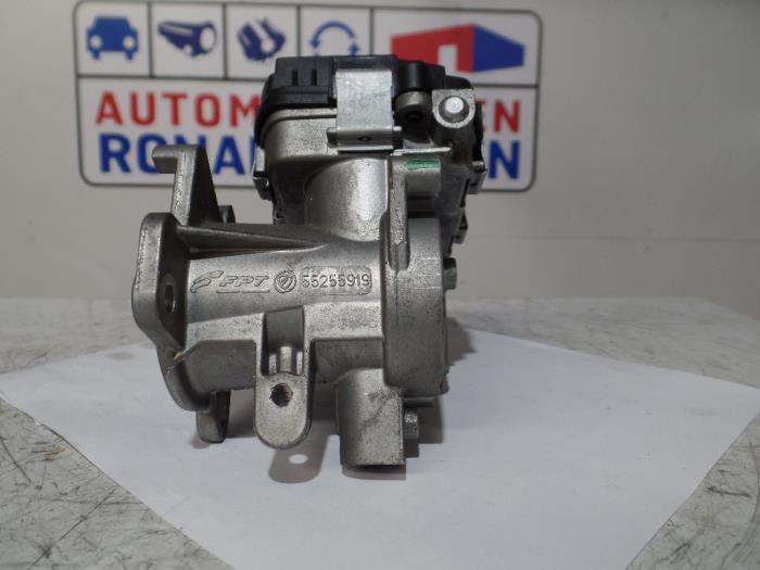Gebrauchte Drosselklappengehäuse Fiat Punto Evo (199) 1.3 JTD Multijet 85 16V Euro 5 Preis € 65,00 Margenregelung angeboten von Automaterialen Ronald Morien B.V.