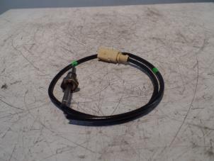 Used Exhaust heat sensor Volkswagen T-Roc 2.0 TDI 150 4Motion 16V Price € 39,00 Inclusive VAT offered by Automaterialen Ronald Morien B.V.