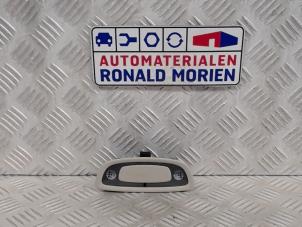 Usagé Ecran intérieur Volvo V40 (MV) 1.6 D2 Prix € 20,00 Règlement à la marge proposé par Automaterialen Ronald Morien B.V.