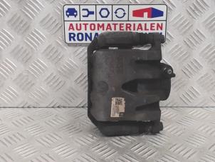 Usagé Etrier de frein (pince) avant droit Opel Karl Prix € 35,00 Règlement à la marge proposé par Automaterialen Ronald Morien B.V.