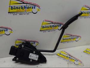 Used Accelerator pedal Opel Agila (A) 1.0 12V Price € 26,25 Margin scheme offered by Binckhorst BV