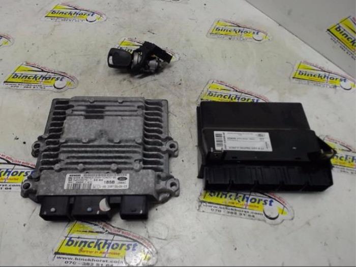 Used Ignition lock + computer Ford Fiesta 5 (JD/JH) 1.4 TDCi Price € 99,75 Margin scheme offered by Binckhorst BV