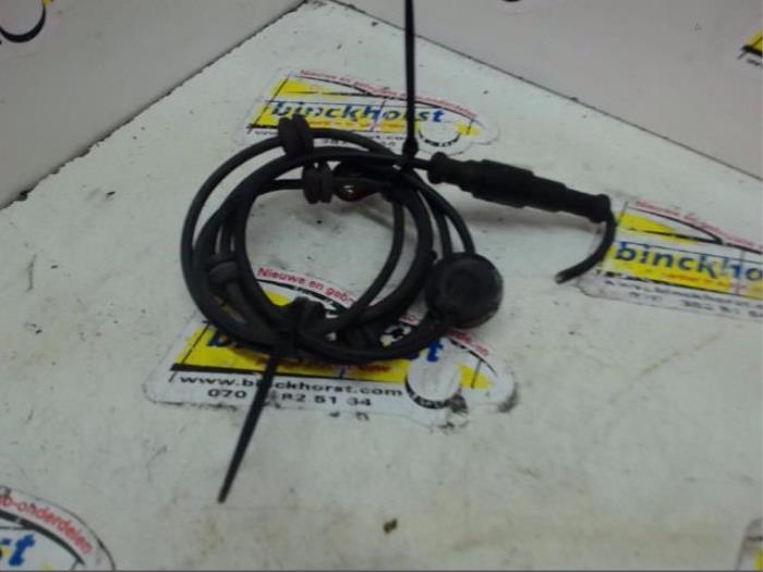 Begagnade ABS-sensor Fiat Doblo (223A/119) 1.6 16V Pris € 26,25 Marginaltabell erbjuds av Binckhorst BV
