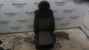 Używane Fotel prawy Opel Meriva 1.6 16V Cena € 52,50 Procedura marży oferowane przez Binckhorst BV