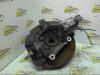 Knuckle, front left from a Volvo V70 (SW) 2.4 T 20V 2002