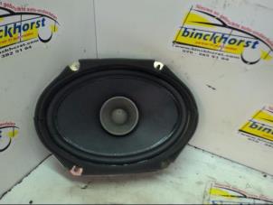 Used Speaker Mazda 3 (BK12) 1.6i 16V Price € 26,25 Margin scheme offered by Binckhorst BV