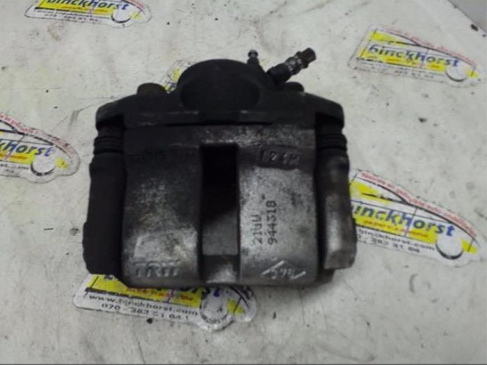 Gebrauchte Bremszange links vorne Renault Twingo II (CN) 1.2 16V Preis € 31,50 Margenregelung angeboten von Binckhorst BV